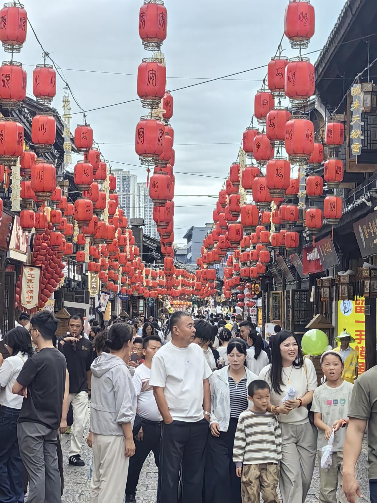 他们肯定是跟着美国走，涨[大笑][大笑][大笑][大笑]