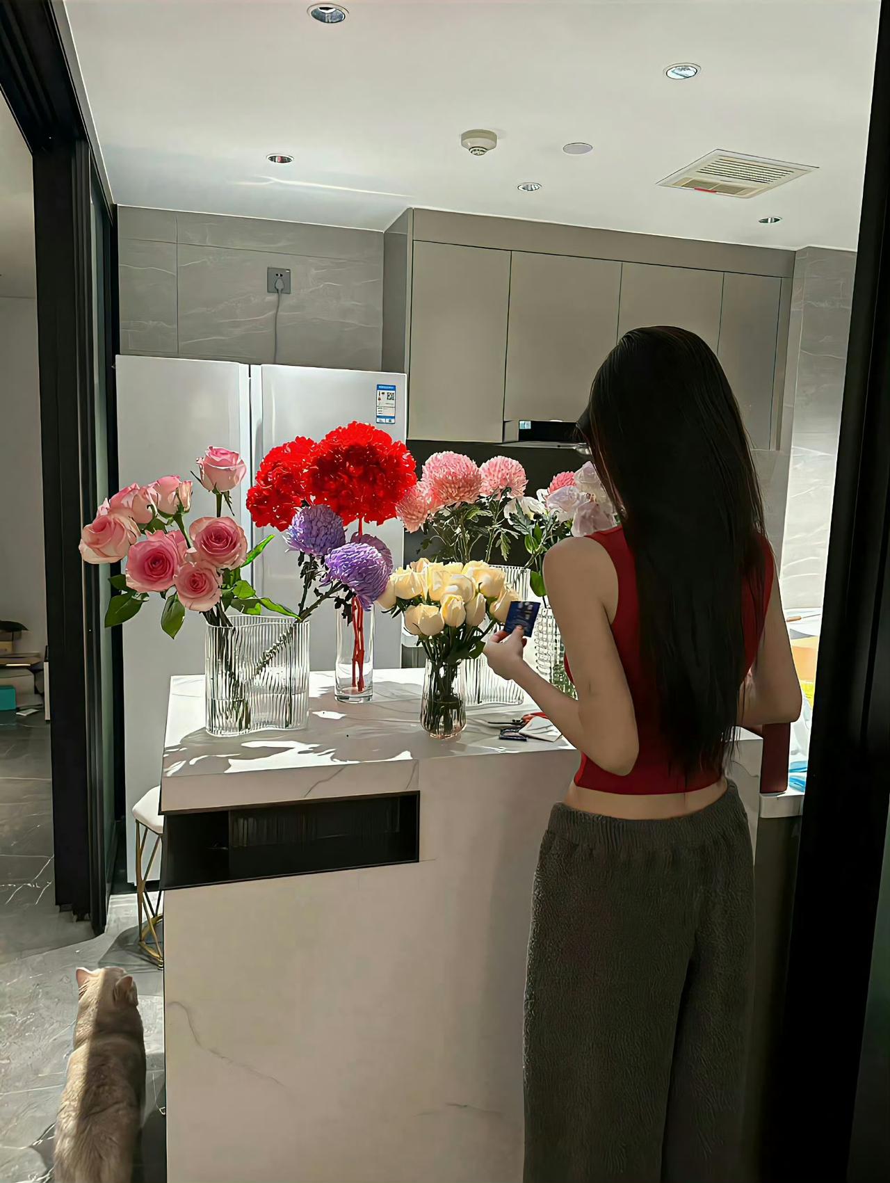 我喜欢给我昂贵东西的人 ，比如 、时间 、尊重 、支持 、信任 、真诚.”