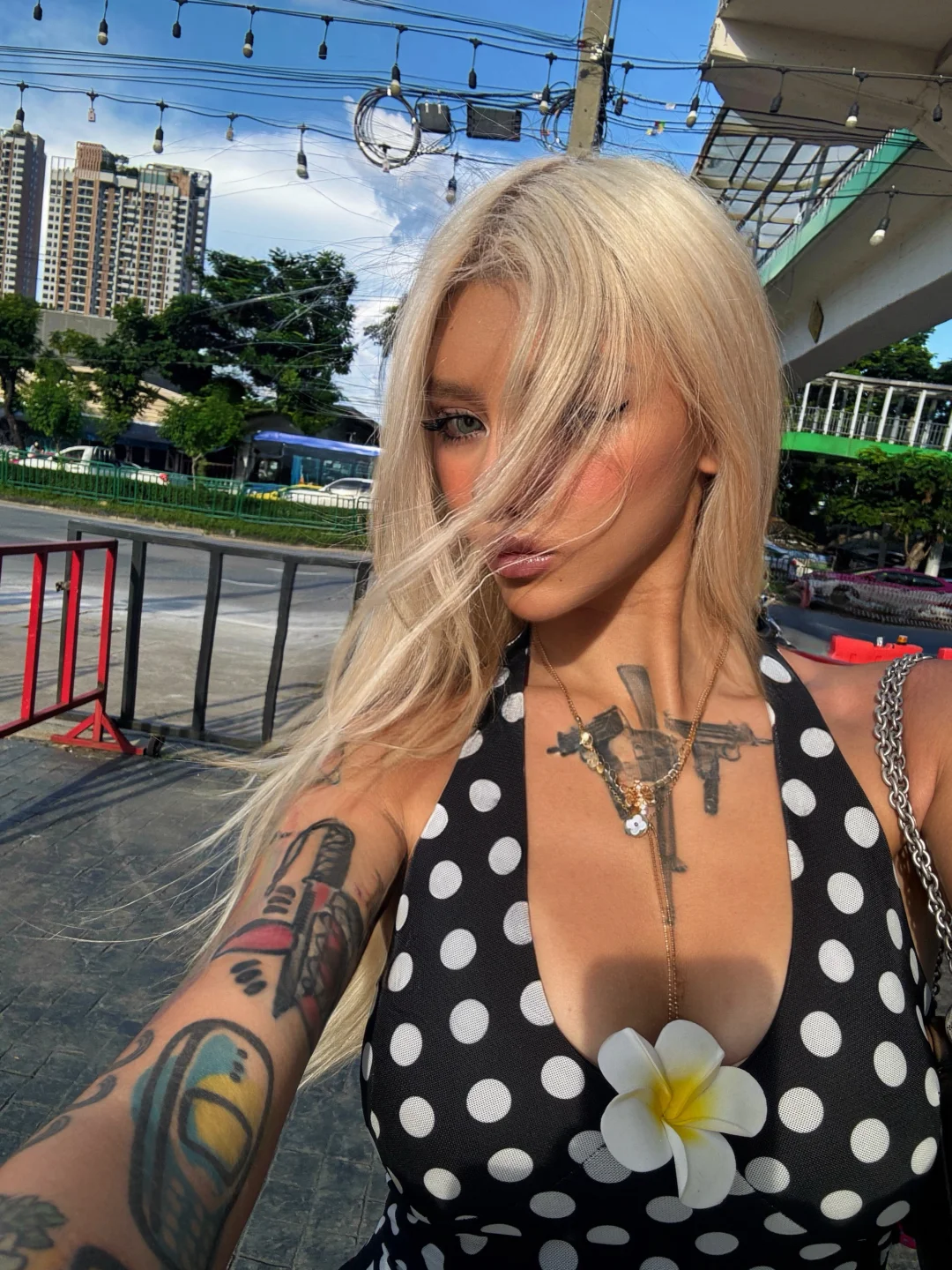 谁懂...看到泰国白男就烦😅