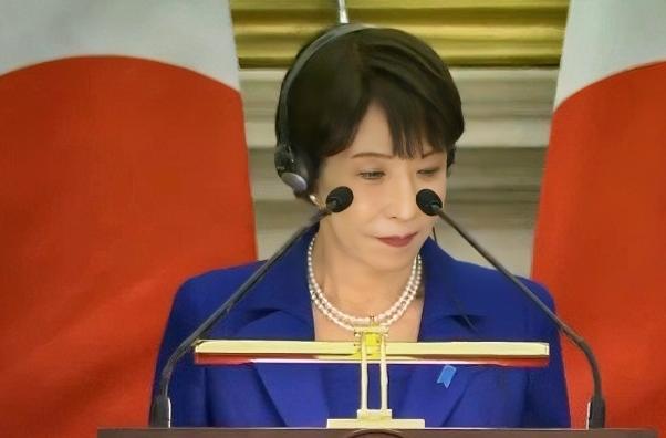 中国公开警告日本。当地时间7月1日，中国驻大阪总领事馆发布消息，总领事薛剑发表了