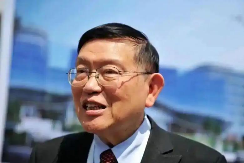 遭台积电3次绞杀出局！芯片教父张汝京：老子回来屠龙了！
2020年4月，被美国制