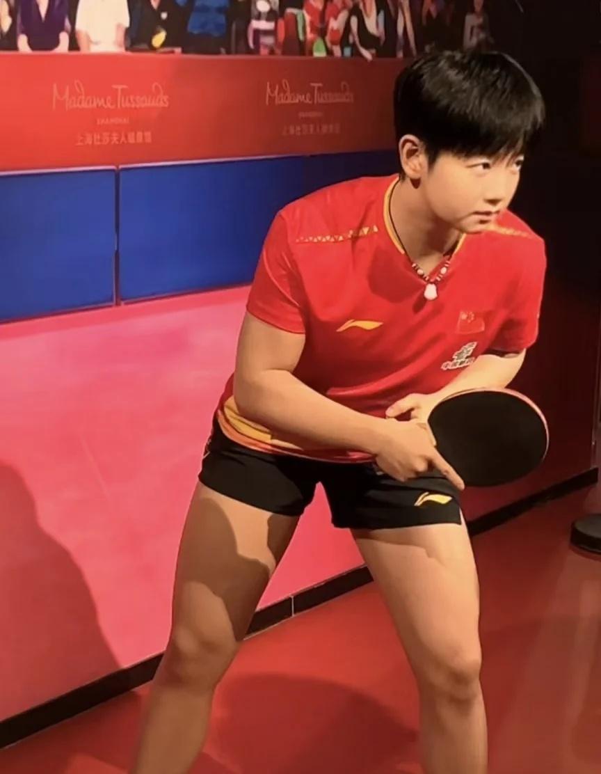 莎莎的蜡像已经出来了！