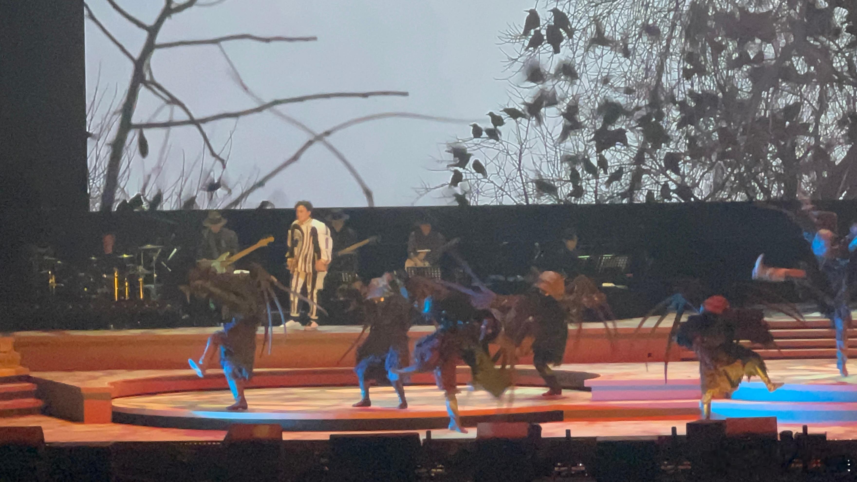 陈奕迅巡演苏州站  陈奕迅苏州演唱会  陈奕迅苏州站的演唱会，是一场音乐与情感的