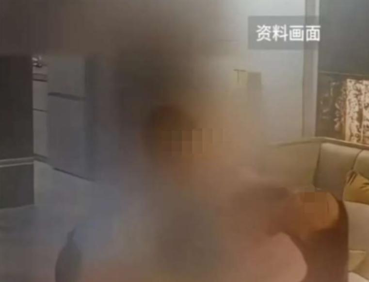 内蒙古包头，男子谎称“出马弟子”能调理身体，诱骗女子喝下掺药“符水”致其昏迷，趁