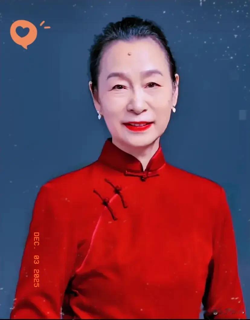 活久见系列更新！
奚美娟那“坚强单亲妈妈”的人设，
一立三十年，如今被一张鉴定书