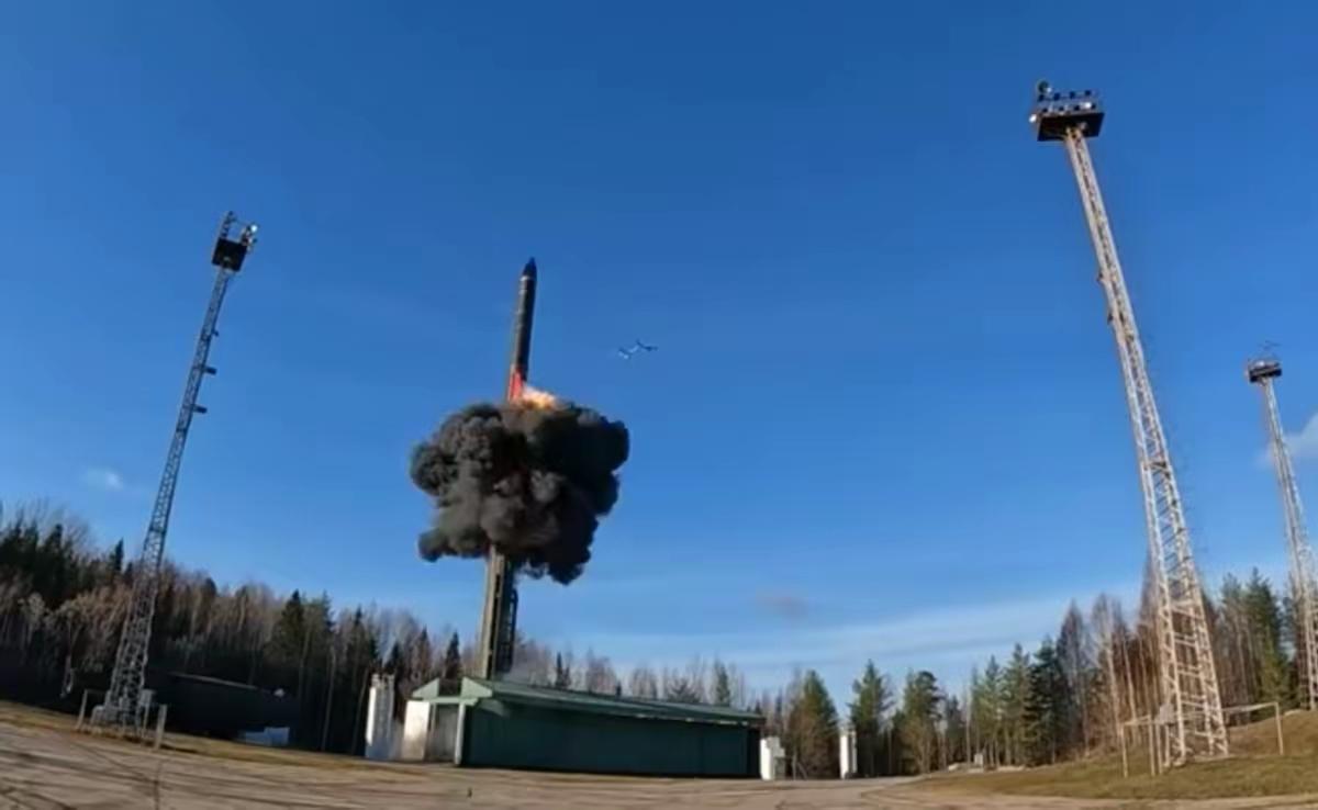 普京坐镇指挥战略核力量演习，这招太绝了！北约搞“坚定正午”核演习，美欧各种制裁俄