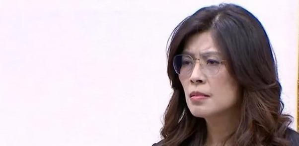 郑丽文跑了四趟彰化，王惠美一次都没现身。这事儿在蓝营内部已经从窃窃私语变成了公开