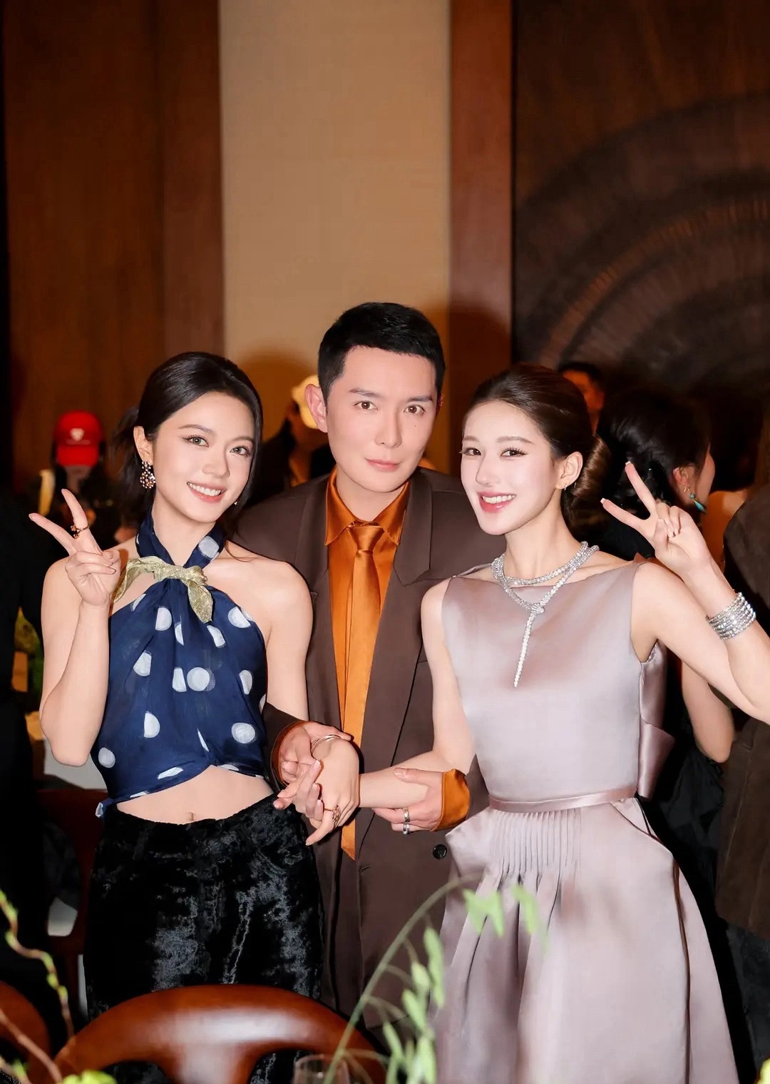 赵露思下下巴啥时候尖锐成这样了？