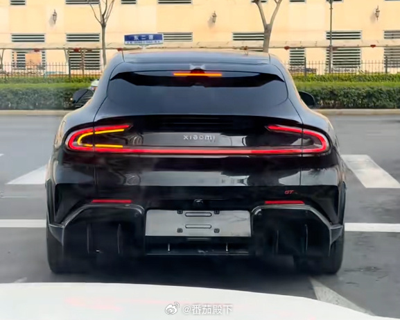 有人问我后不后悔买小米YU7 Max。我后悔啊！我不知道还特么有YU7 GT！