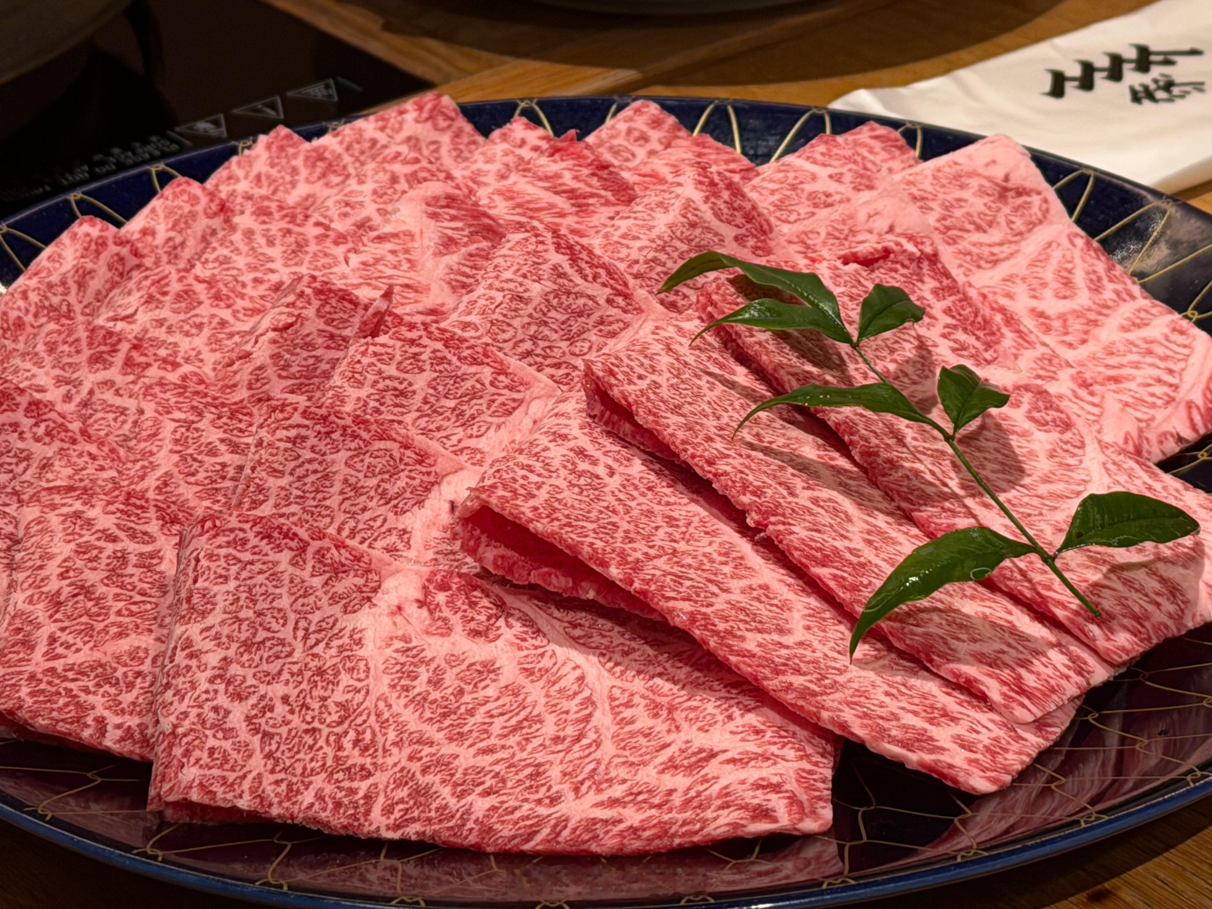 暴雨进京寻食 太好吃了！ ​​​