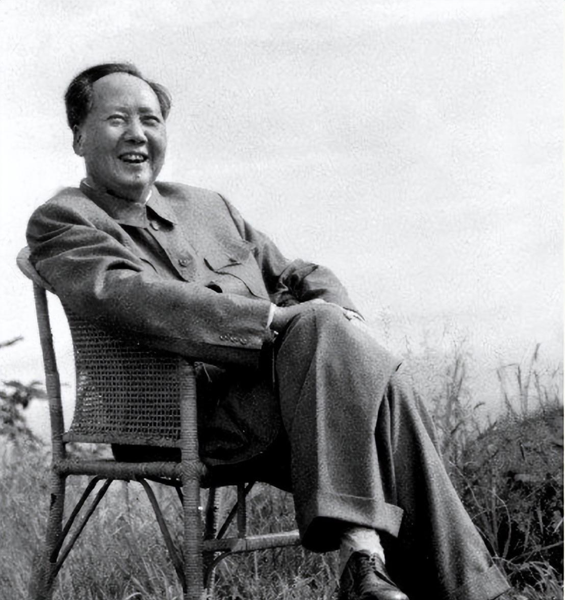 1950年昔日同学醉酒后致信毛主席，称蒋介石不理会自己，无奈只好请求毛主席帮忙管