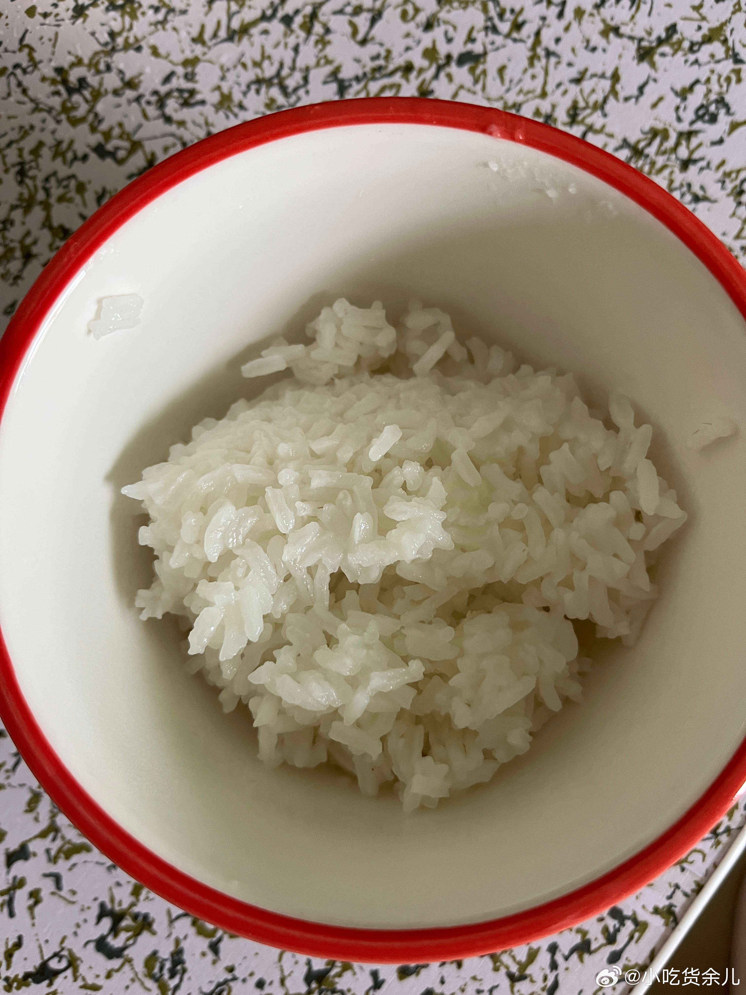 现在的我强的可怕，可以做到只吃这点米饭，我要是放开的吃，可以吃2碗米饭又到吃on