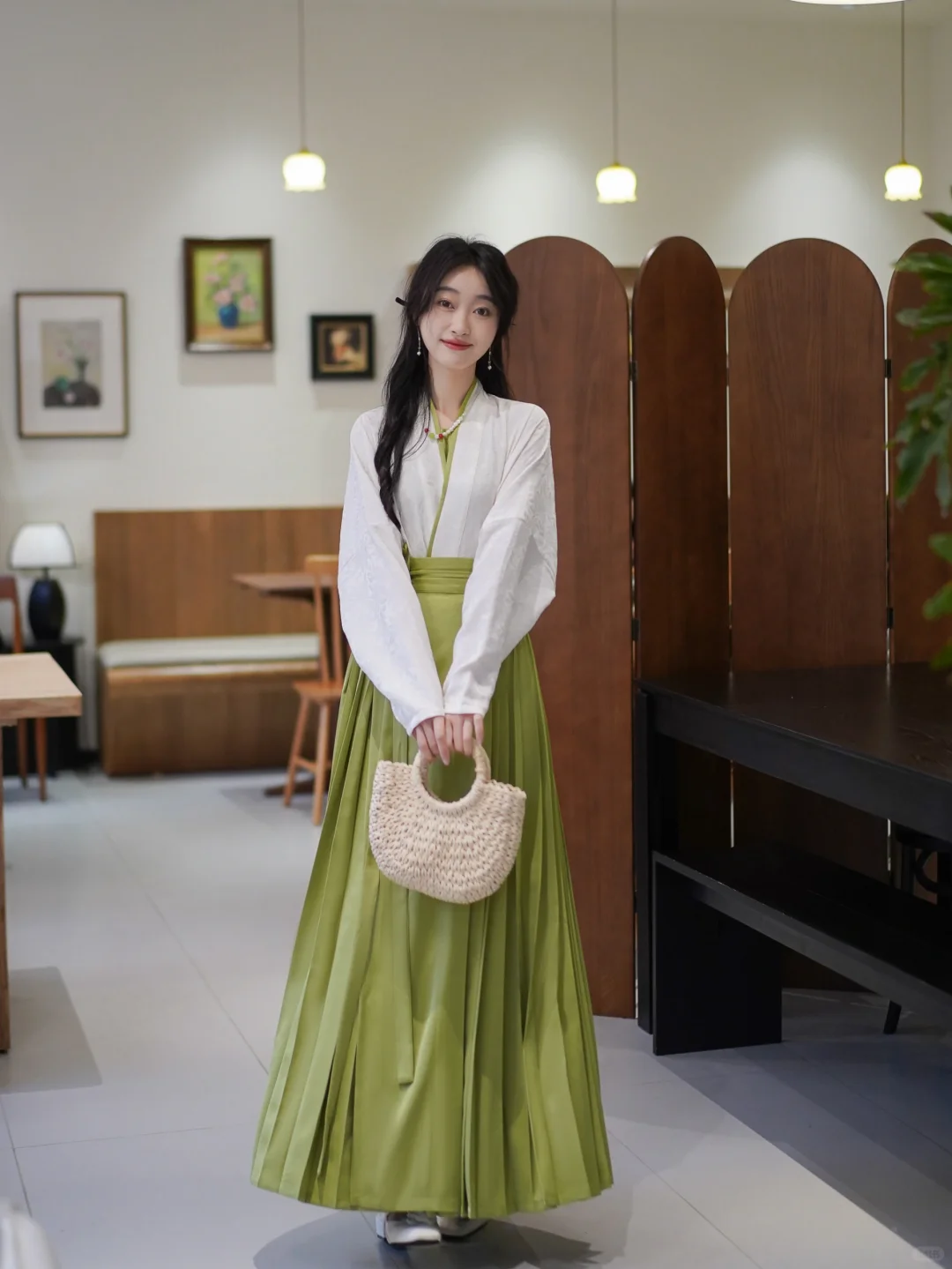 绸缎一般的百迭裙