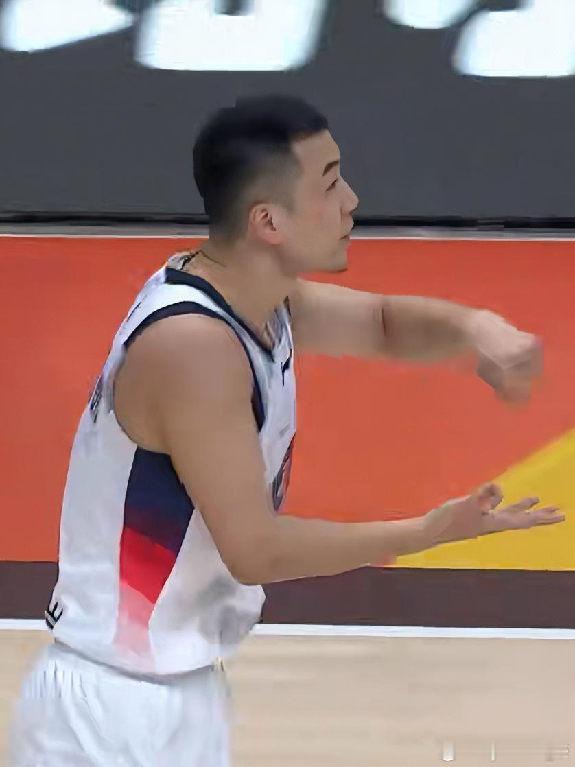 夯爆了❗️队长真的硬😤