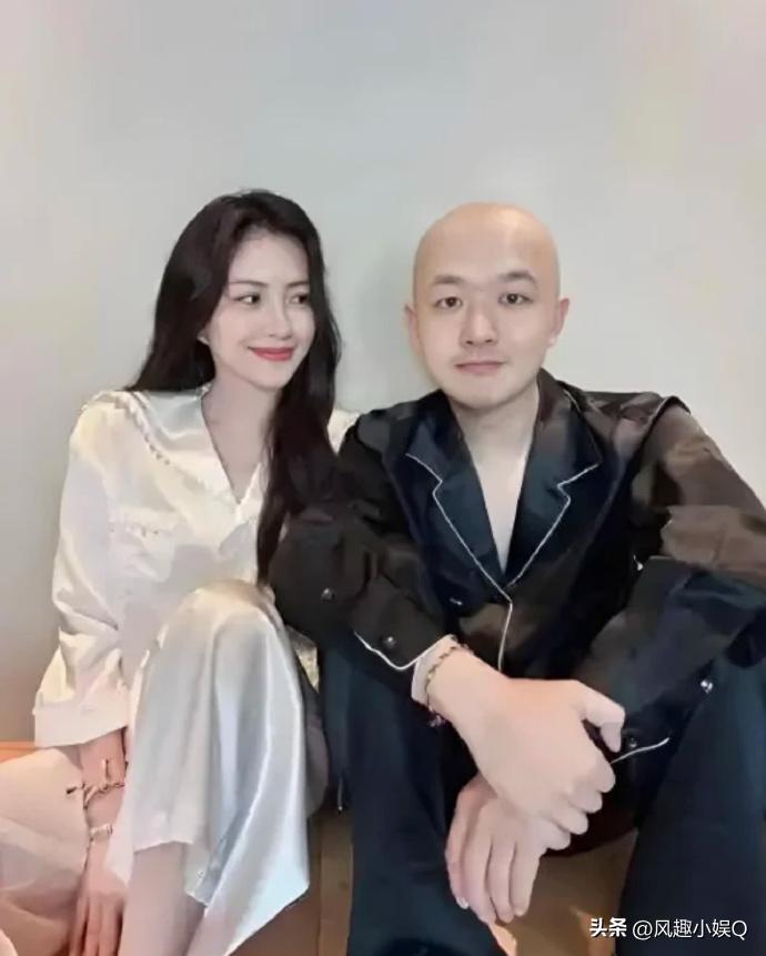 包贝尔二胎取名面条子包贝尔妻子，演员包文婧晒孕期八个月plog，二胎宝宝取名面条