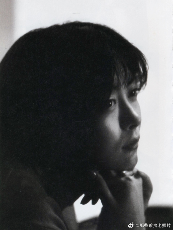 1995年中山美穗的写真集『LETTERS in Love Letter』 