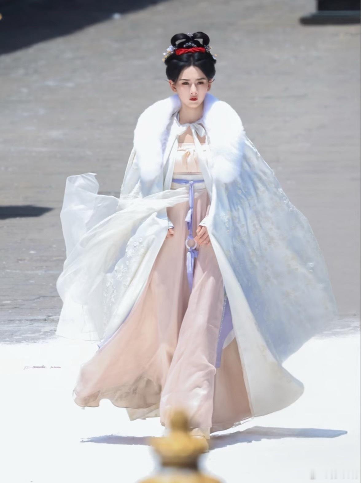 宋祖儿司宫令妆造获赞宋祖儿真的是天选古人，古装造型美得我挪不开眼，我本身就超爱这