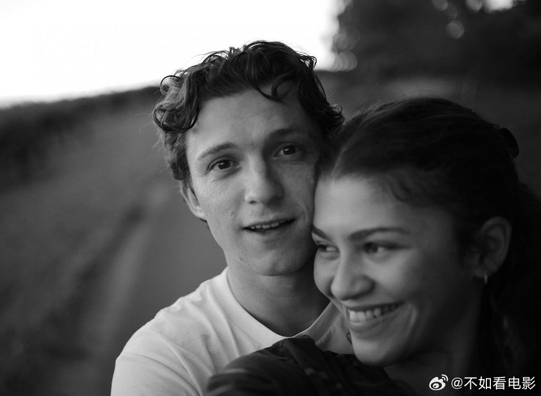 赞达亚荷兰弟已经结婚 赞达亚、汤姆·霍兰德状态：已结婚！恭喜！恭喜荷兰弟嫁给赞达