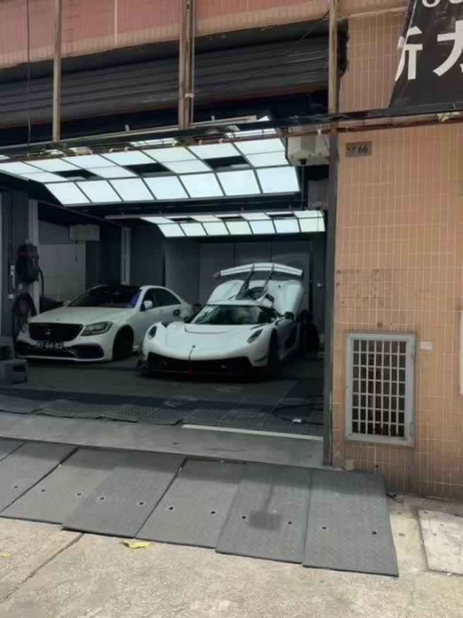 之前在澳门偶遇的一台柯尼塞格jesko