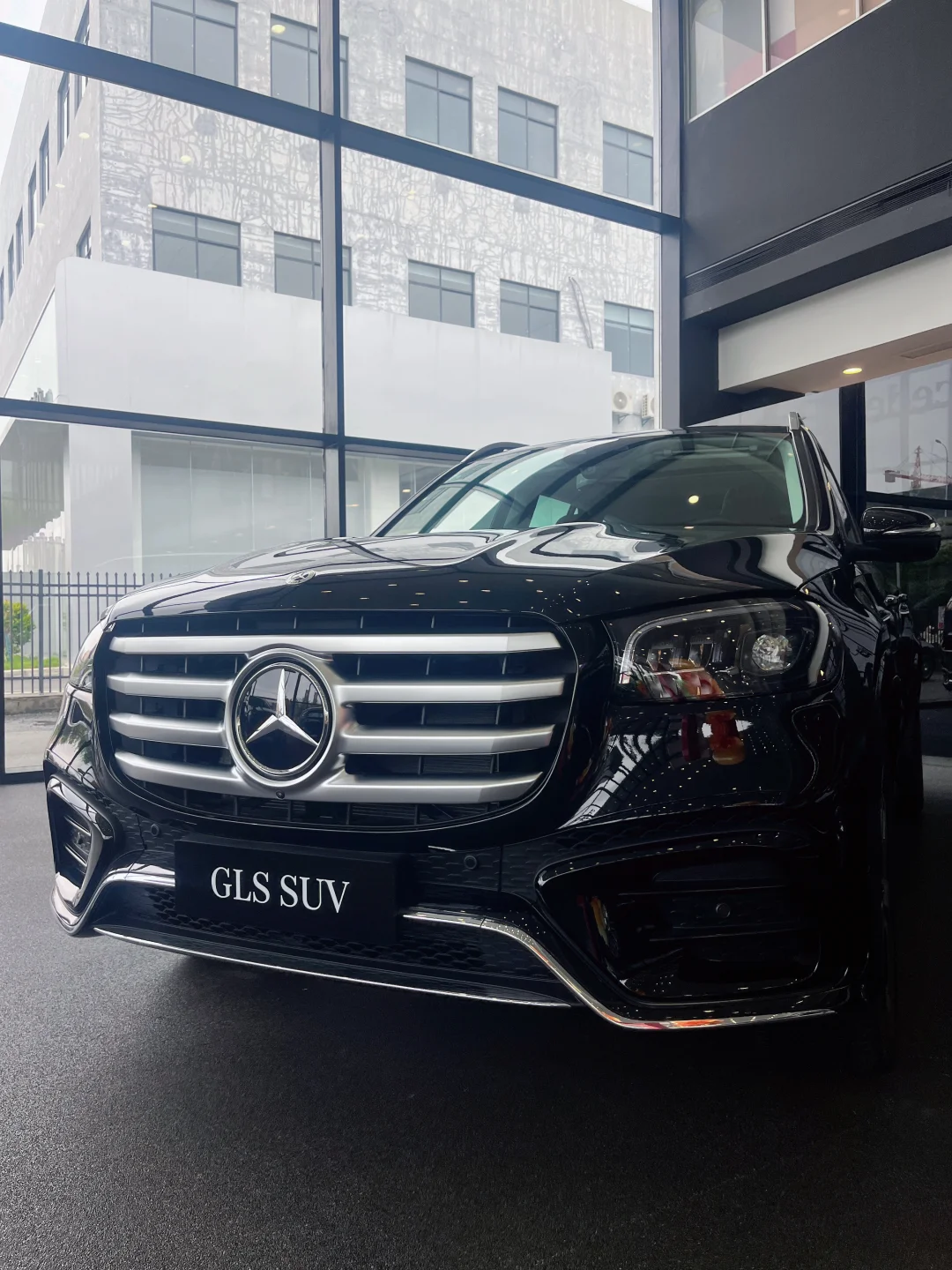 奔驰GLS SUV，带你领略豪华SUV的极致魅力