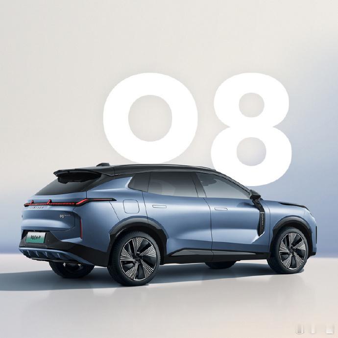 2025款领克08 EM-P的新车色晨曦蓝，感觉还挺好看，除了新增车色，这次新款