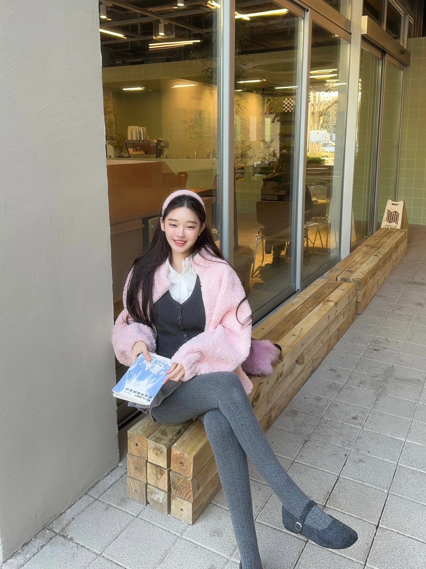⊂˶ᵔᵕᵔ˶⊃