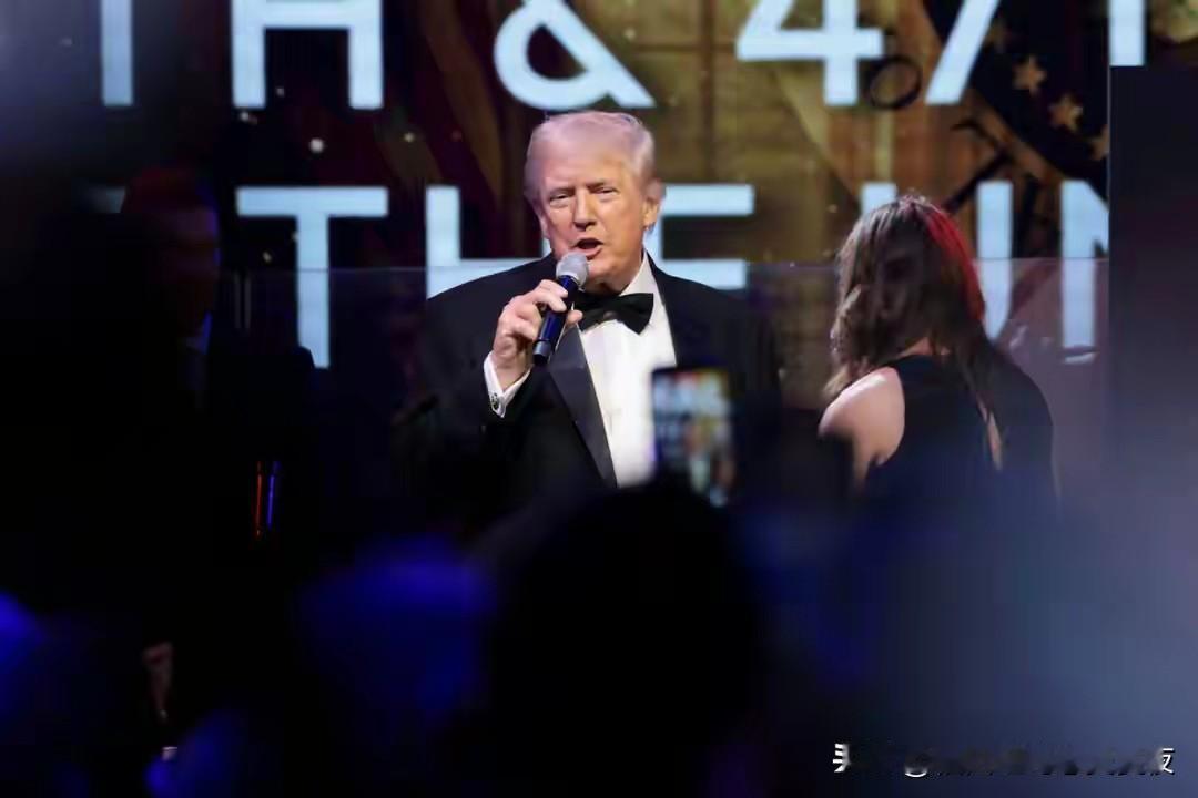 美方控制马杜罗后，十六艘油轮突破封锁离境，中方呼吁特朗普放人