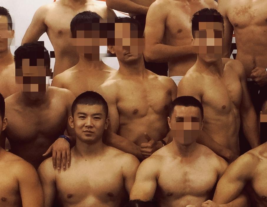 我真是什么时期的吊图都有[微笑][微笑][微笑][微笑][微笑] ​​​