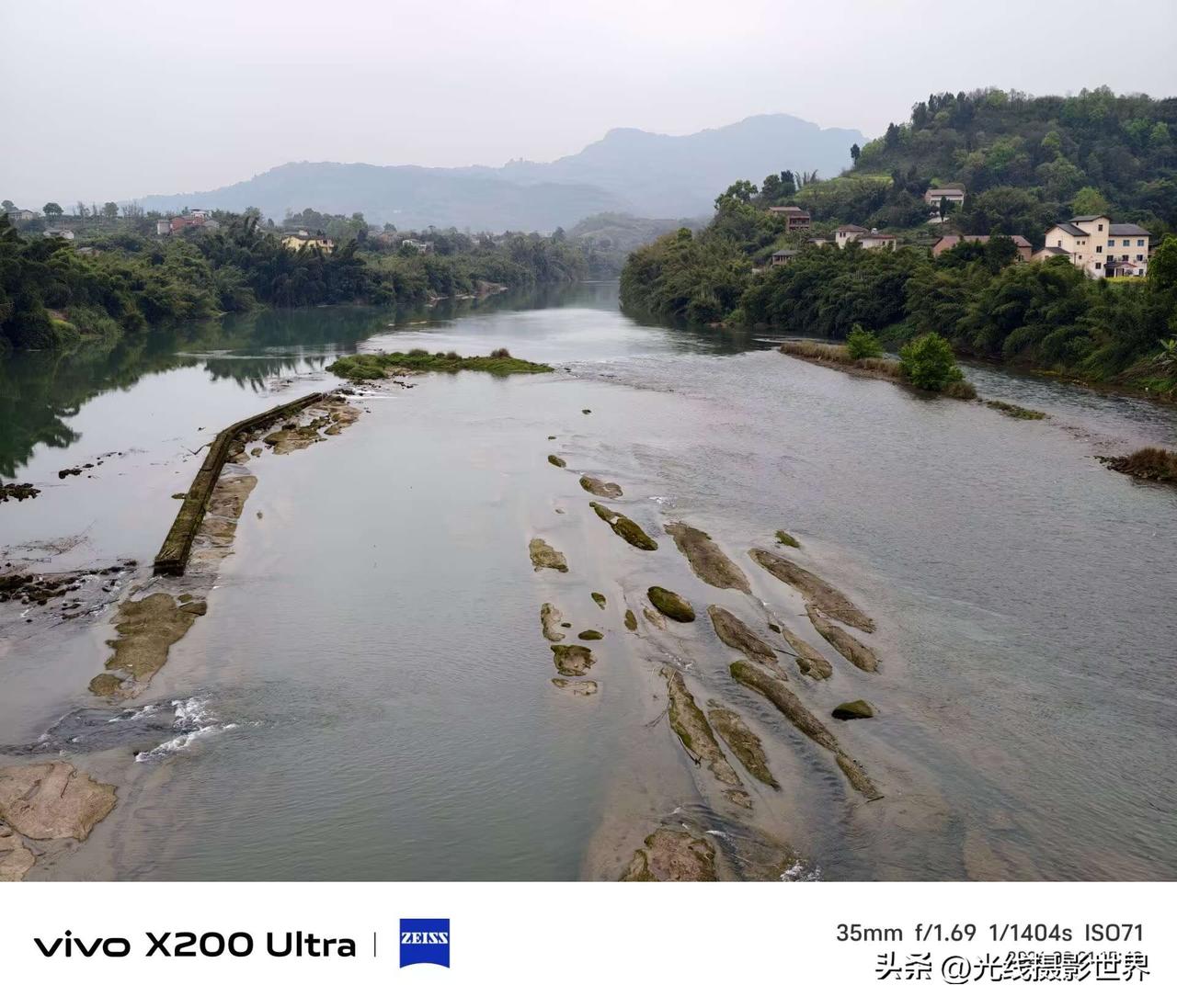 这周末，我们驱车沿着綦江河踏青……綦江和长江的交汇处，巴南区的蔬菜岛--交汇处珞