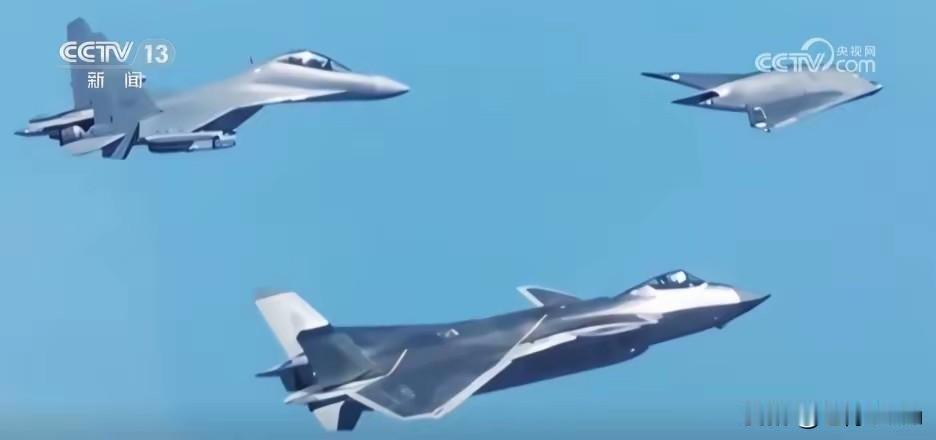 多型先进武器亮相九三阅兵2025年是军队“十四五”收官、建军百年攻坚年，海军福建