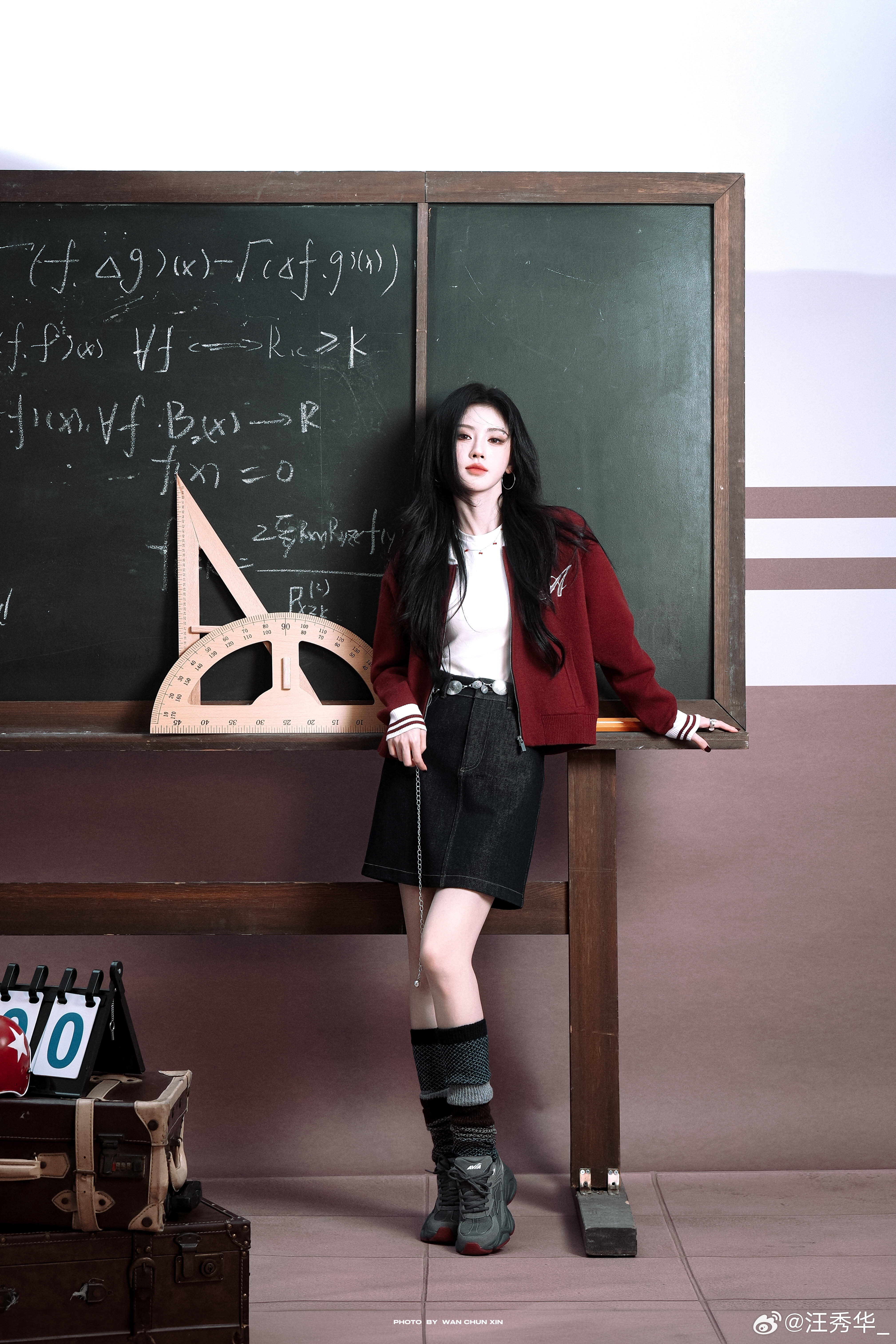 鞠婧祎春尾来信春风有信，美好归期。鞠婧祎春尾来信，用最温柔的姿态收尾春天，颜值稳