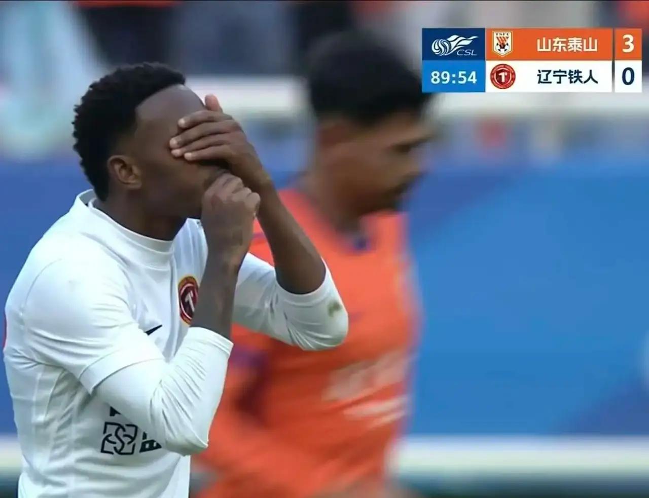 450万欧的中超标王挺坑的！

辽宁铁人转会标王热菲尼奥首战表现不佳，但形象化展