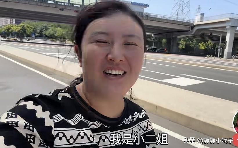 小二姐回娘家，弟弟终于要结婚了，新媳妇很漂亮，一点不胖，还有正式工作，成成有福气