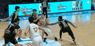 余嘉豪终于硬气了一回！

在今晚男篮亚洲杯小组赛，中国男篮对阵约旦男篮的末节比赛