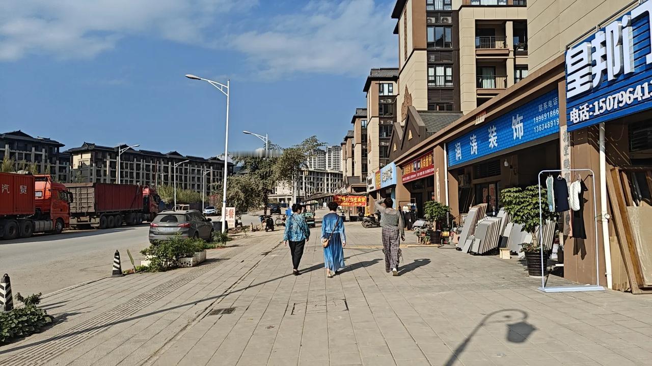 我昨天晚上喝酒喝吐了，昨天下午建三江北大荒“地主”昌哥张罗的给我接风洗尘。从东北