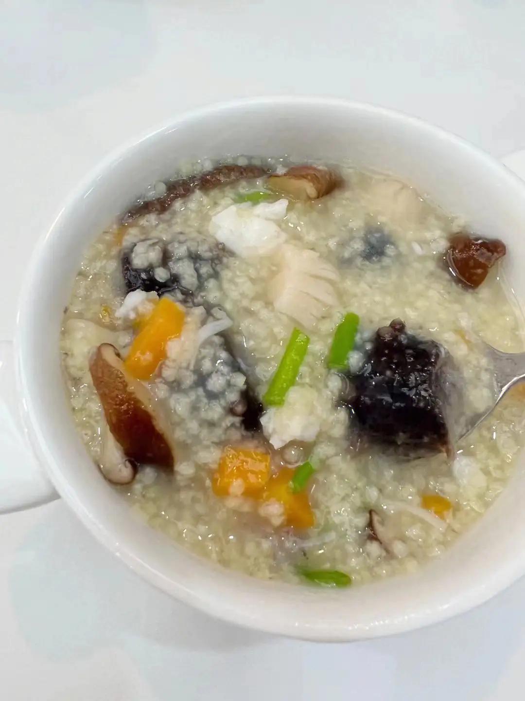 #长期喝粥会让胃越来越脆弱# 为什么孩子一直吃，但是不长个儿？家长费尽心思把食物