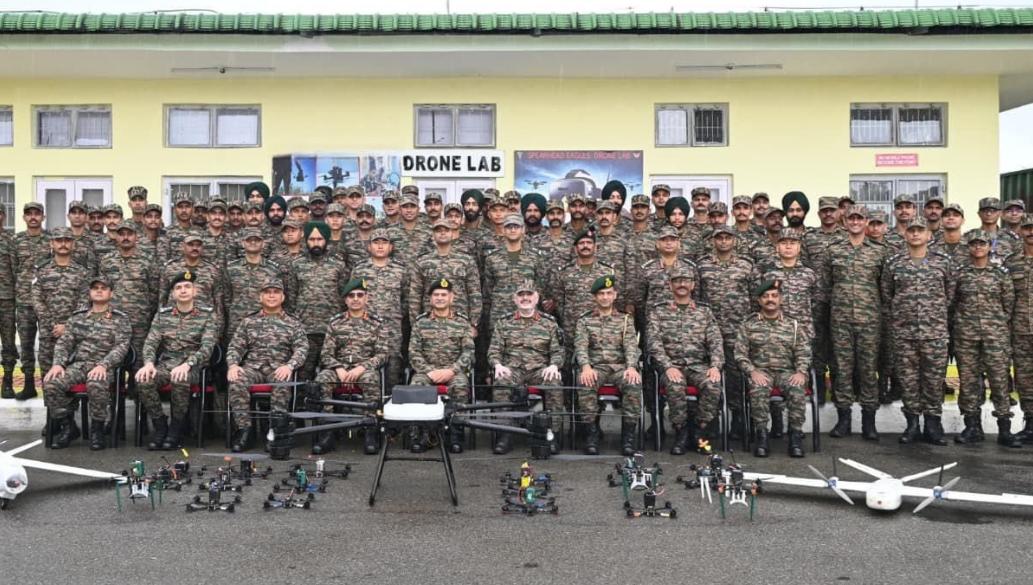 印度计划引进3万架无人机坐镇！

印度为监控和压制中印边境和印巴边界的对方无人机