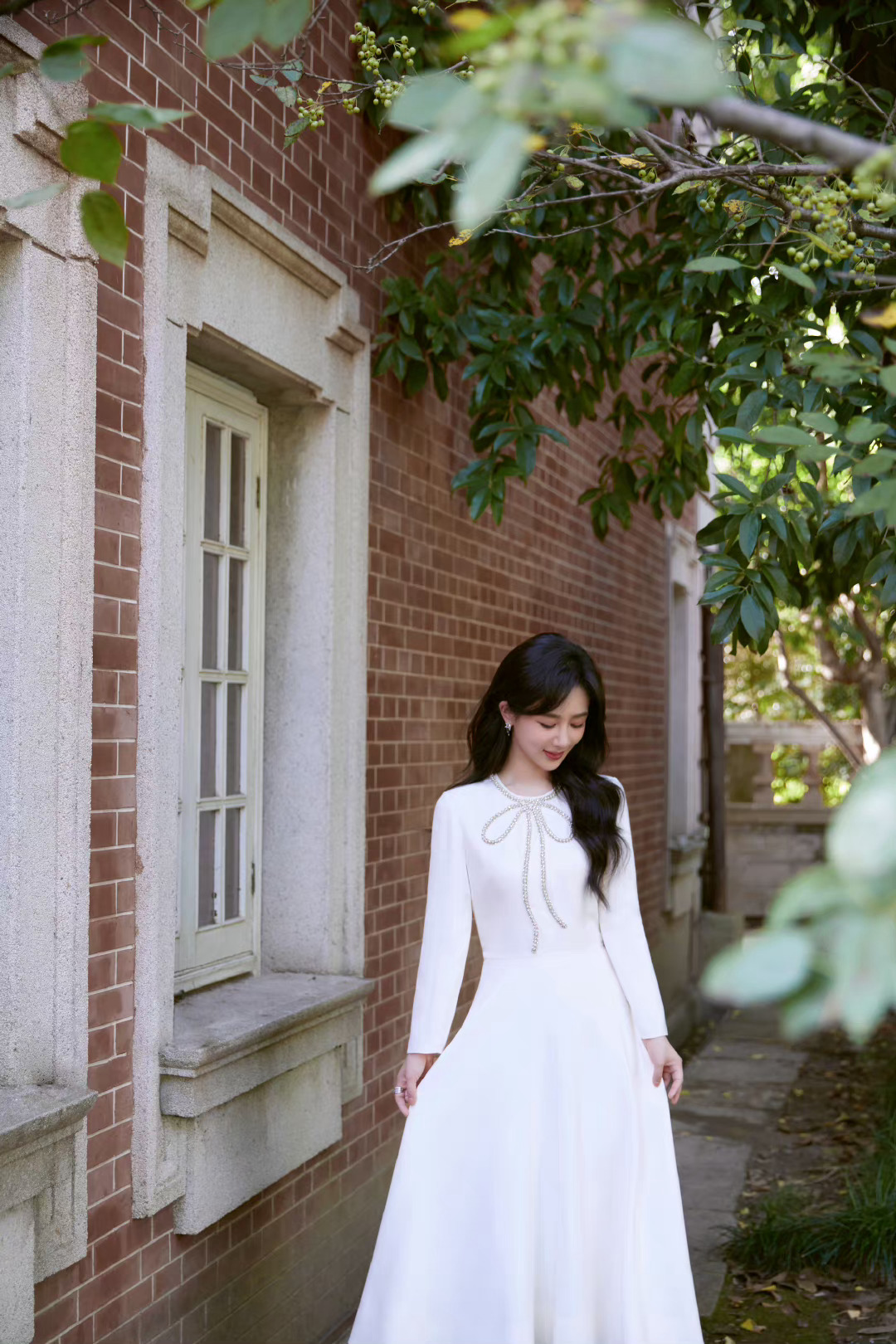 #杨紫[超话]##杨紫小夭# [心]#杨紫长相思# 在芸芸人海中，不惧是非与尘埃