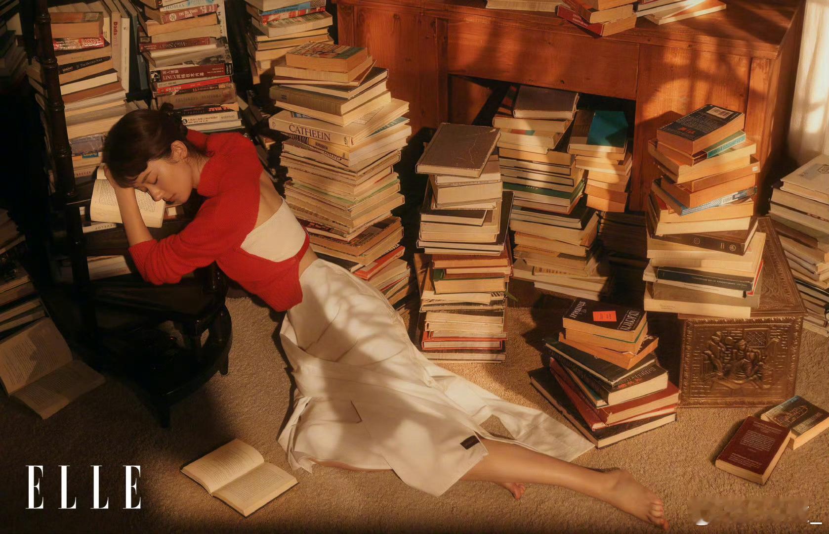 赵丽颖深信时间是最珍贵的礼物谁懂赵丽颖的状态！踏实明快过好每一天，当了妈妈后更添