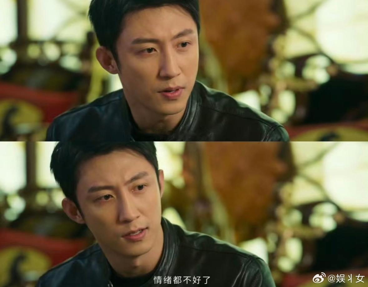 黄景瑜回复好有活人感 谁能拒绝这么有梗的黄景瑜啊！活动被问送礼物，一句俏皮回复活