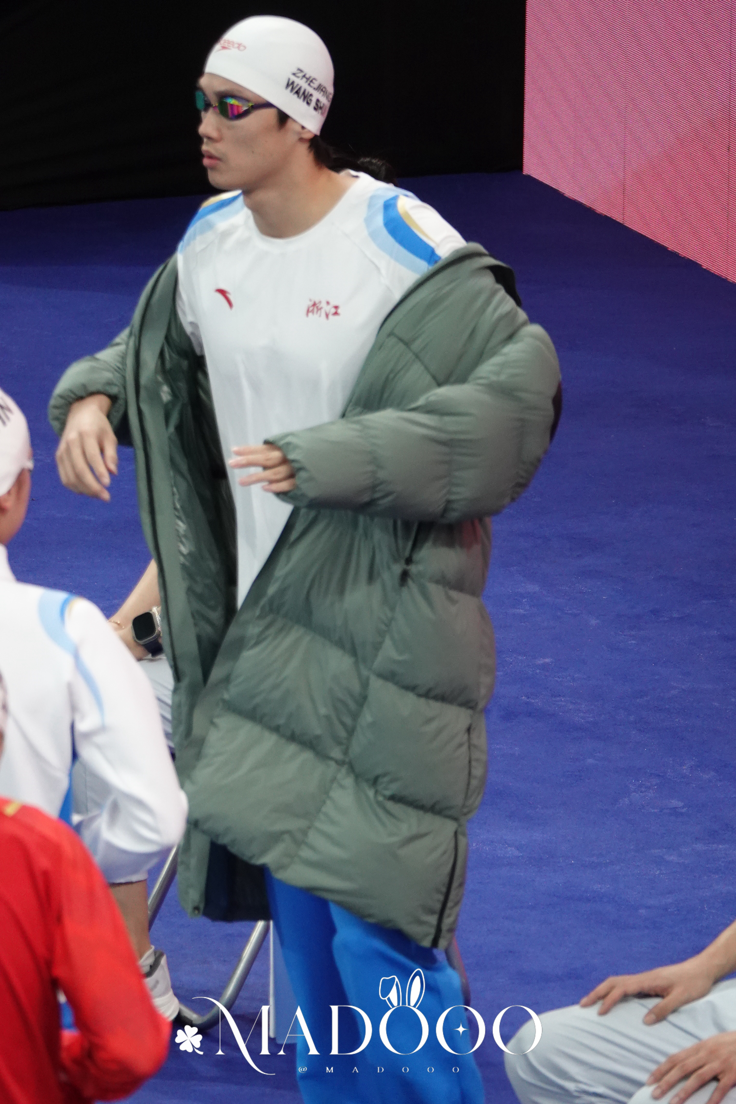 还有一个礼拜已经迫不及待想看美女脱衣服了 