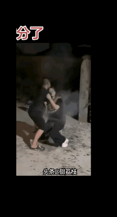 俩字：歹毒！这已经不是开玩笑的范畴，典型的歹毒恶行，把人家女生最隐私、最脆弱的部