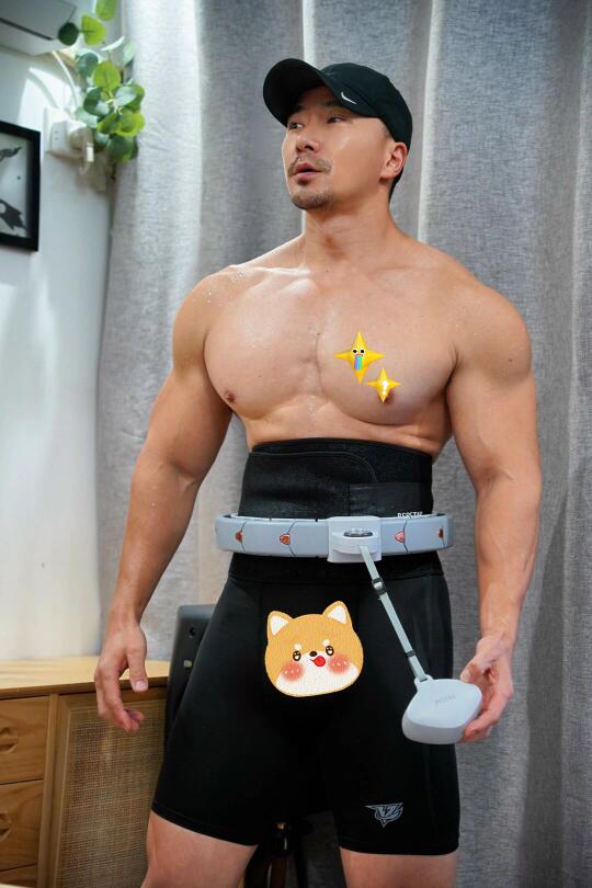 居家健身肌肉猛男随时随地练起！！！