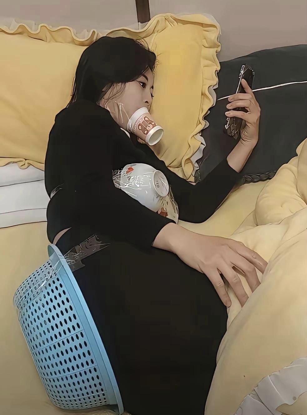 冷战中，别想碰