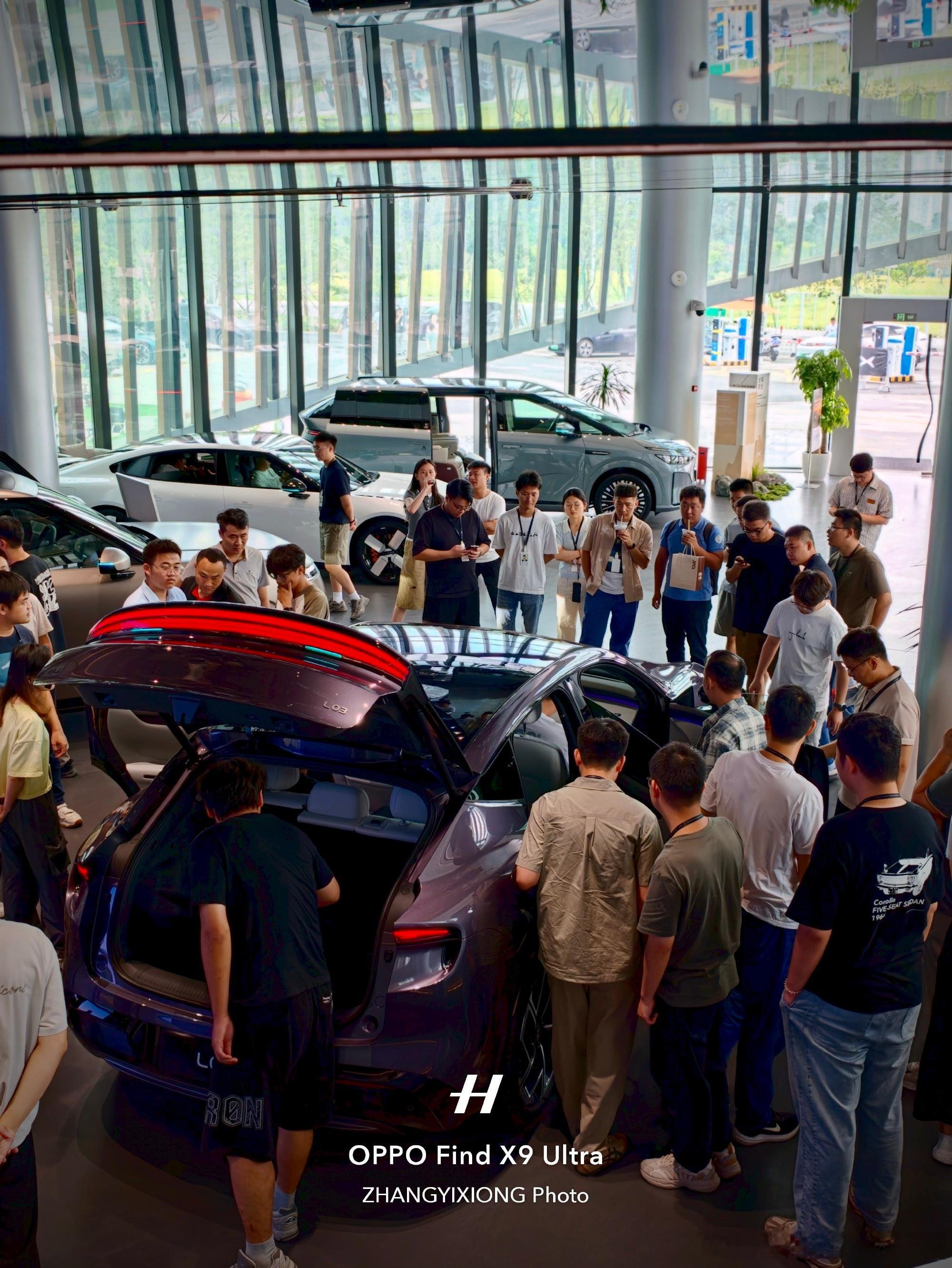 太疯狂了GX的时候一台车30个人看L03上市后一台车得60个人看 