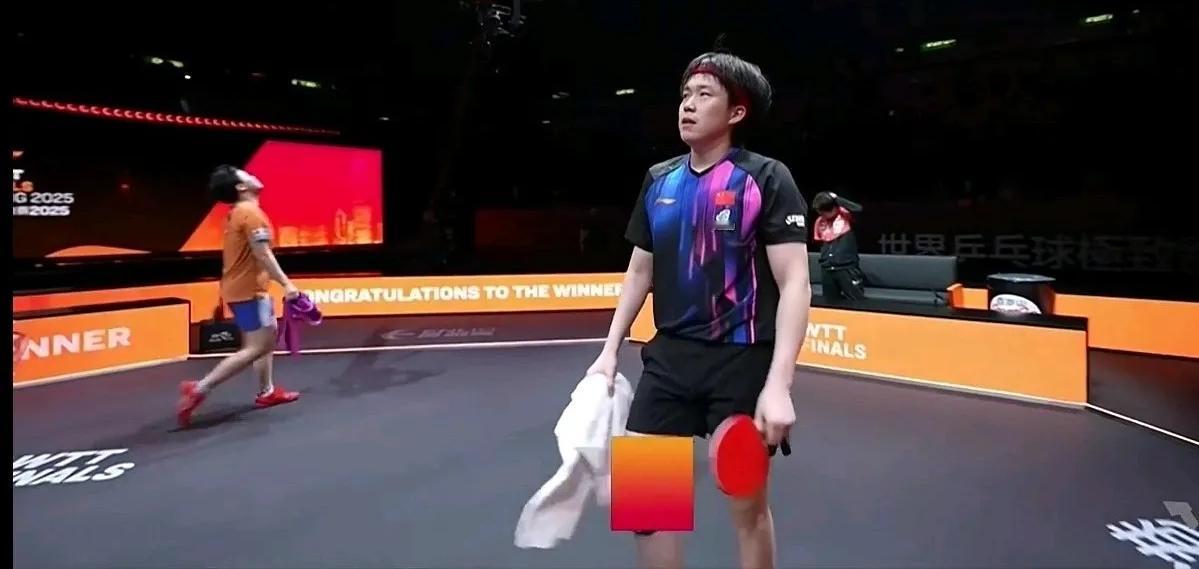 松岛辉空今天真的错失了赢下头哥的绝佳机会！原因就一个！
WTT香港总决赛1/8决