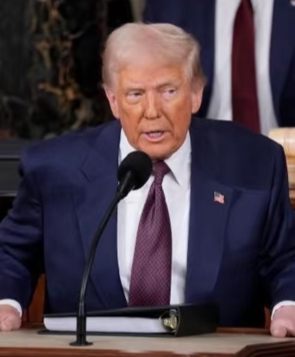 219:212！
国会投票结果刚出来！
特朗普彻底没有束缚了！
伊朗无人机刚打了