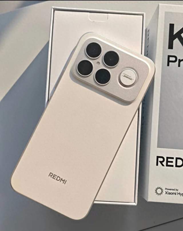 红米K90 Pro Max现在还值得买吗？大降价之后，旗舰优缺点全部讲透
