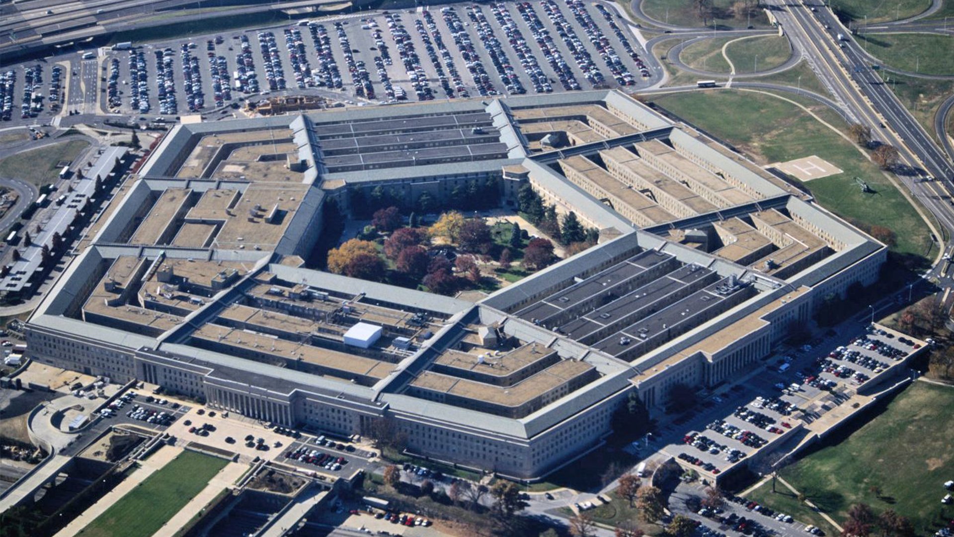 美国五角大楼披萨指数网站显示，即使在冬季假期，国防部总部附近的披萨订单量也出现上