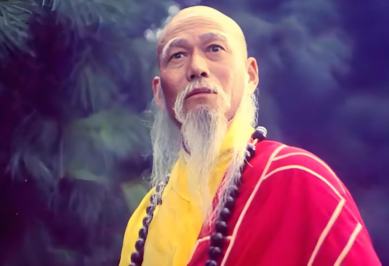 管宗祥（1922年—2023年）在电影《神秘的大佛》（1981年）中饰演海能法师